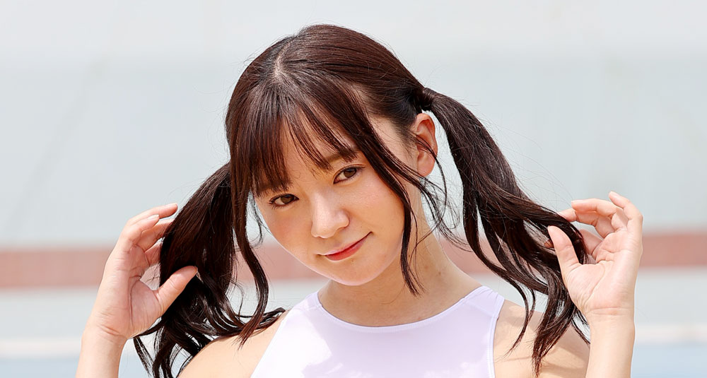 グラビアアイドル「西永彩奈」が「近代麻雀水着祭2020 in 川越水上公園」に出演。ロリとセクシーを巧みにブレンドした衣装でファンを魅了